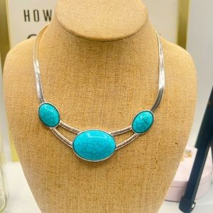 Vintage Crown Trifari Faux Turquoise Silver tone Herringbone Necklace